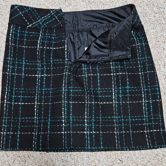 Loft skirt size 6 - Picture 2 of 4